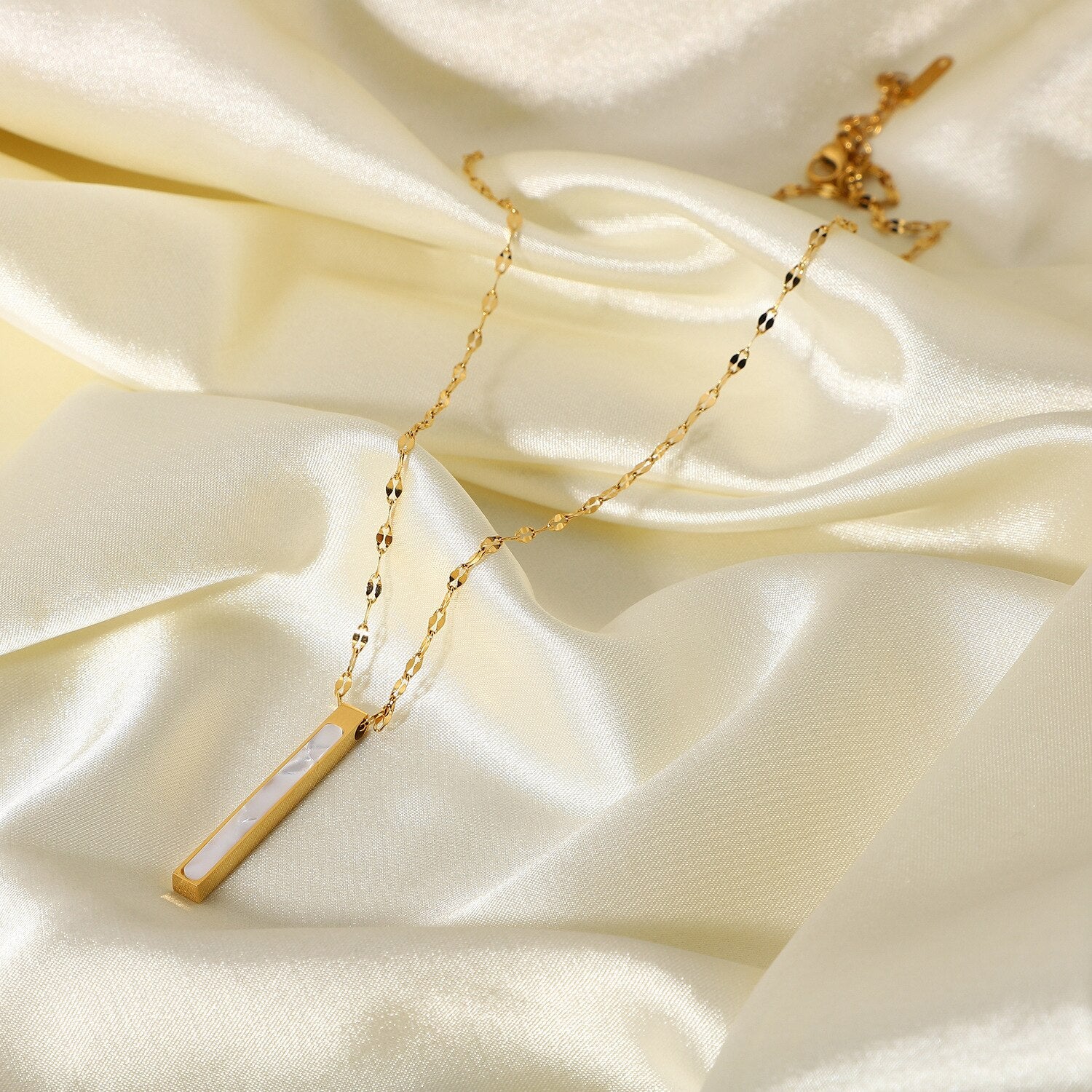 14K Gold Natural White Shell Necklace