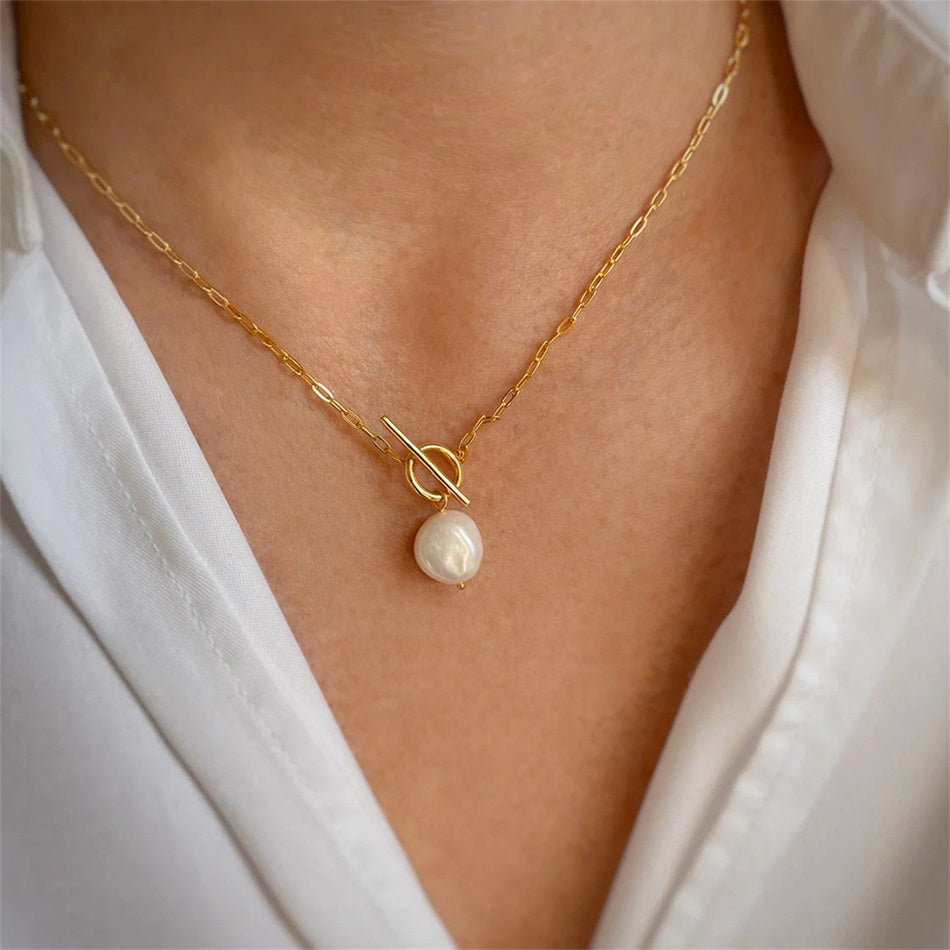 14K Pearl Toggle Necklace